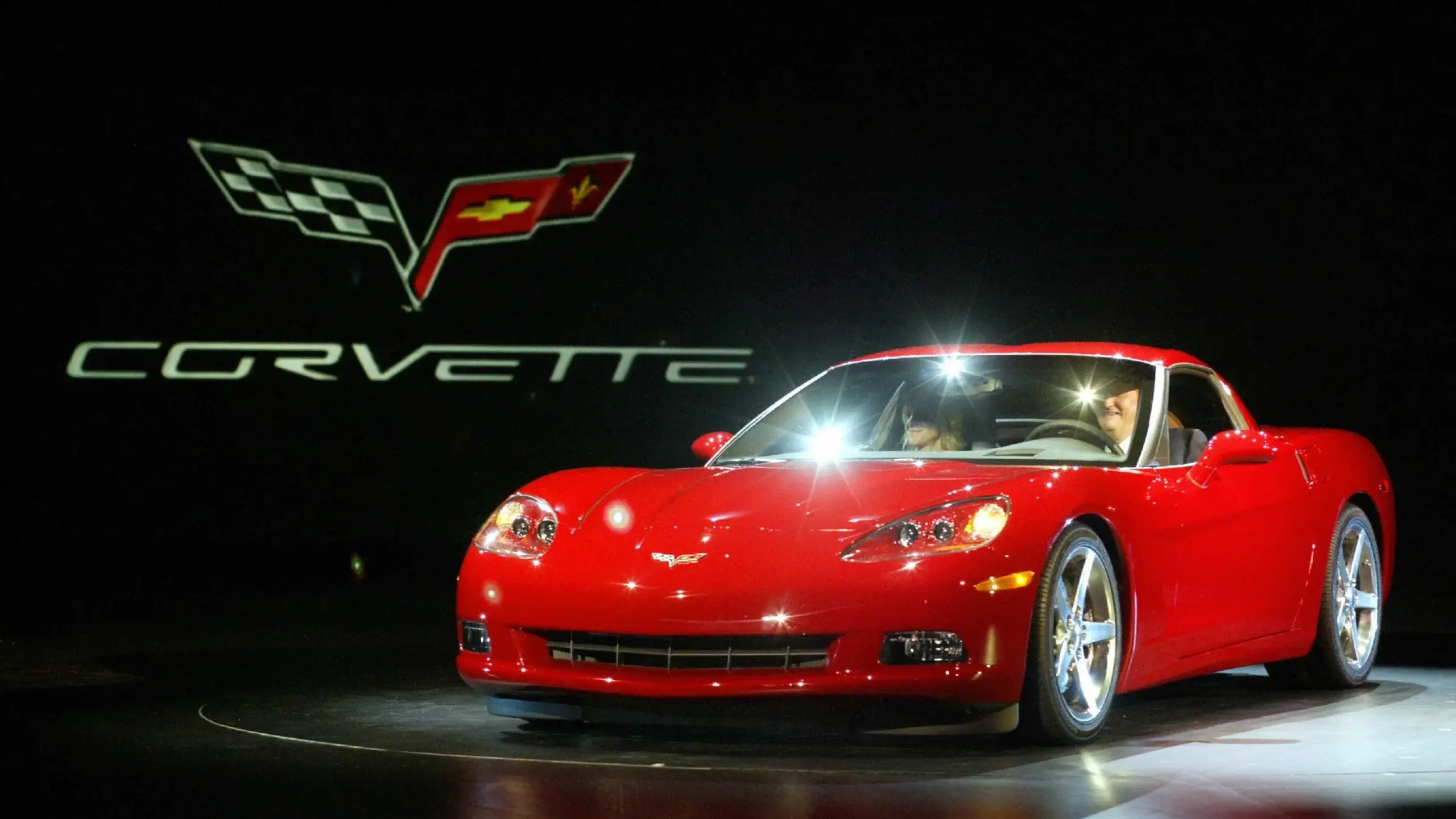 Click to Enlarge-Esc to Close Corvette Generations/C6/C6 2005 Victory Red.webp